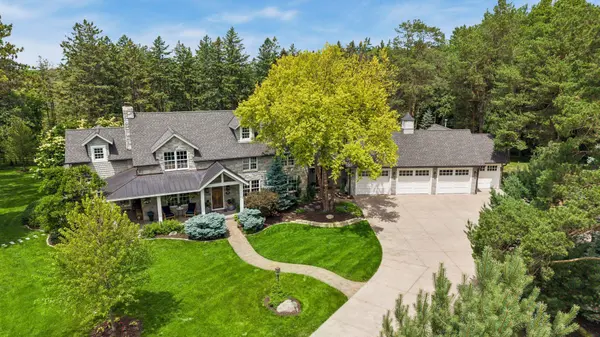 355 Stubbs Bay RD N, Orono, MN 55356