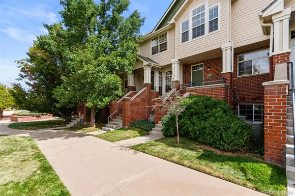 1433 S Emporia CT, Aurora, CO 80247