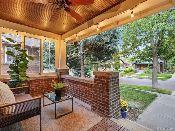 933 Monroe ST, Denver, CO 80206