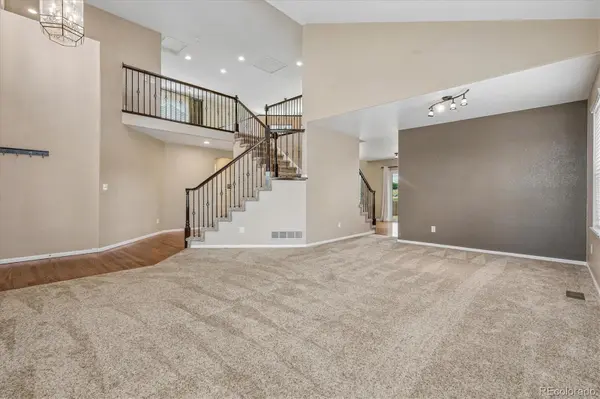 9935 Blackbird CIR, Highlands Ranch, CO 80130