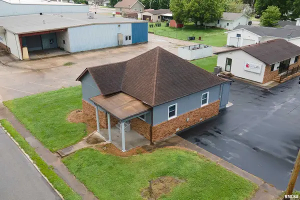 1020 N COURT ST, Marion, IL 62959
