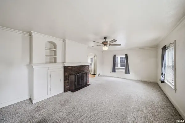 234 JOHNSON ST, East Peoria, IL 61611