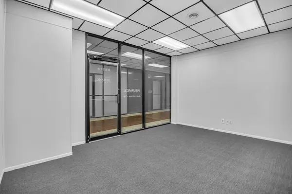 699 W Main St, Hendersonville, TN 37075