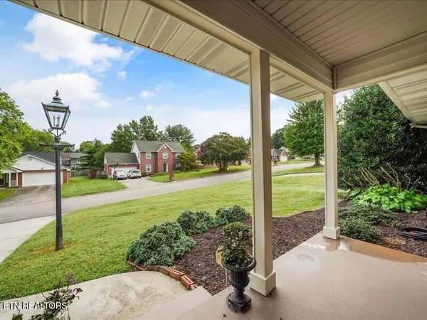1624 Clear Brook Drive, Knoxville, TN 37922