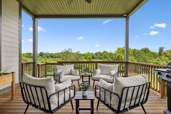 7620 Delancey Dr, College Grove, TN 37046