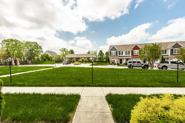 342 Manor Row, Pleasant View, TN 37146
