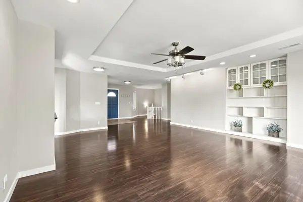 1404 Cody RD, Nixa, MO 65714