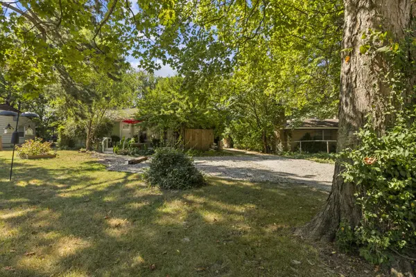 2030 E Grand ST, Springfield, MO 65804