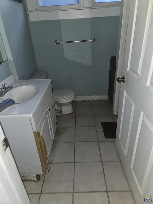 1161 SW Jewell AVE, Topeka, KS 66604