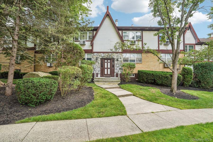 19 Somerset DR, Suffern, NY 10901