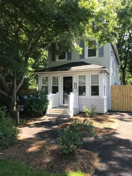 Kings Park, NY 11754