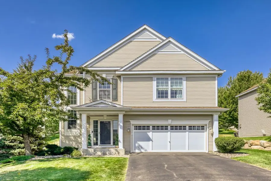 2321 Woodcrest DR, Woodbury, MN 55129