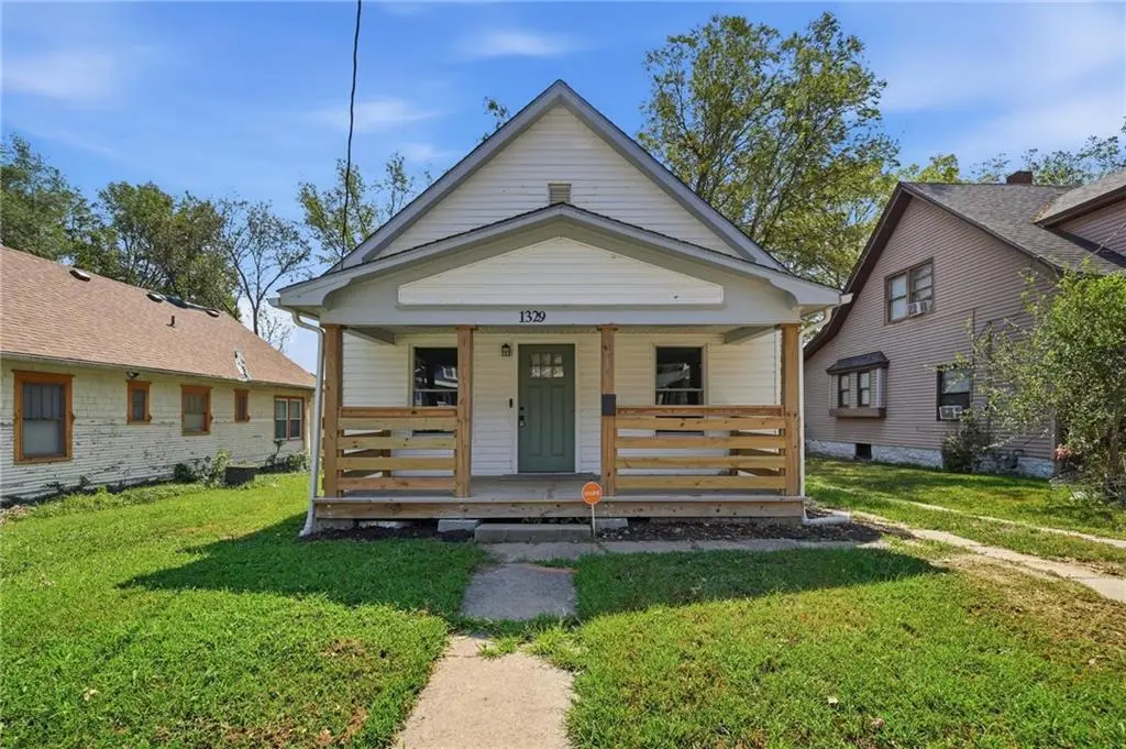 1329 Rowland AVE, Kansas City, KS 66104