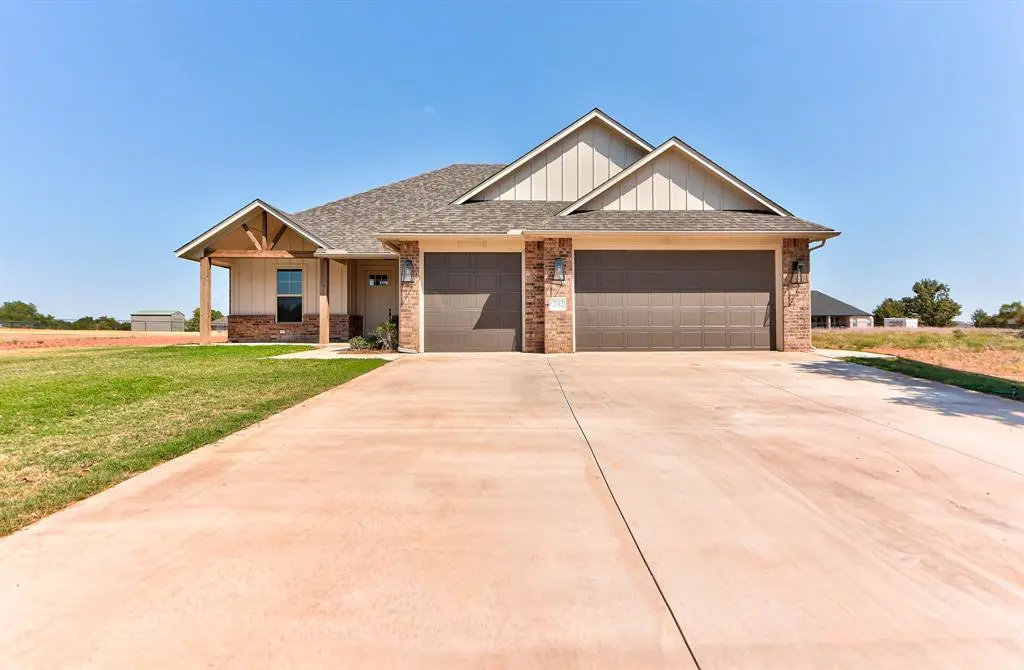 2312 Lions Pride WAY, Blanchard, OK 73010