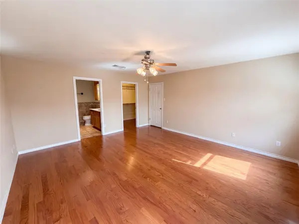 507 Decker DR, Hutto, TX 78634