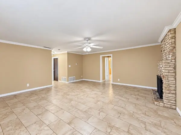 2518 Dovemeadow DR, Austin, TX 78744