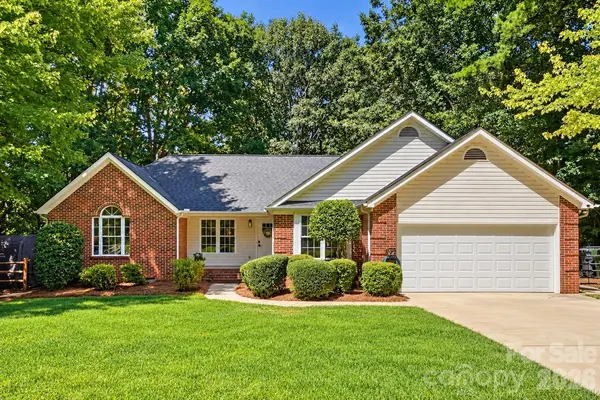 13800 Woody Point RD, Charlotte, NC 28278