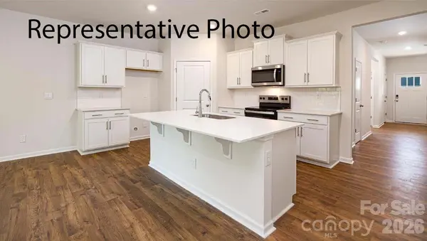 3617 Honey Locust LN, Gastonia, NC 28056