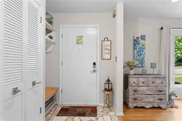 3723 E 104th ST, Kansas City, MO 64137