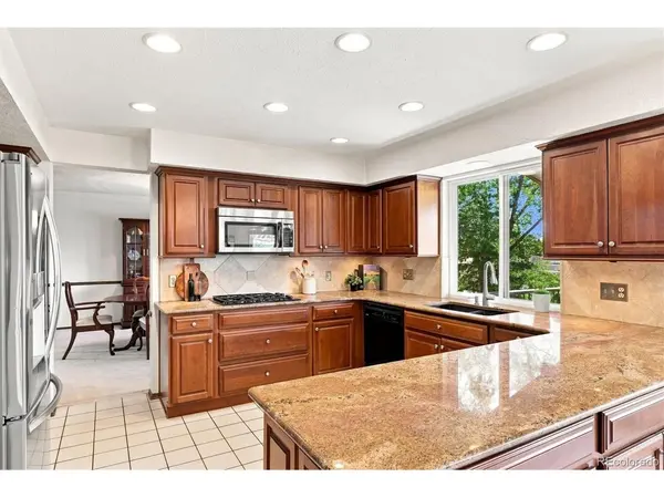 7631 S Bemis, Littleton, CO 80120