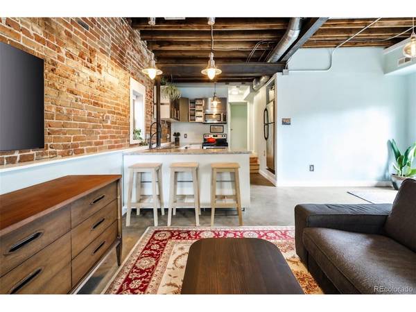 2910 N Columbine, Denver, CO 80205