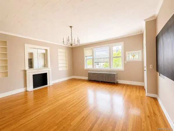 58-05 69th AVE, Ridgewood, NY 11385