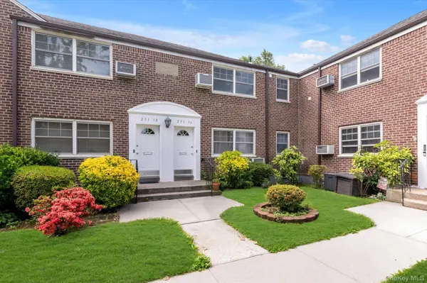 251-16 58th Avenue #Unit # L-25, Little Neck, NY 11362