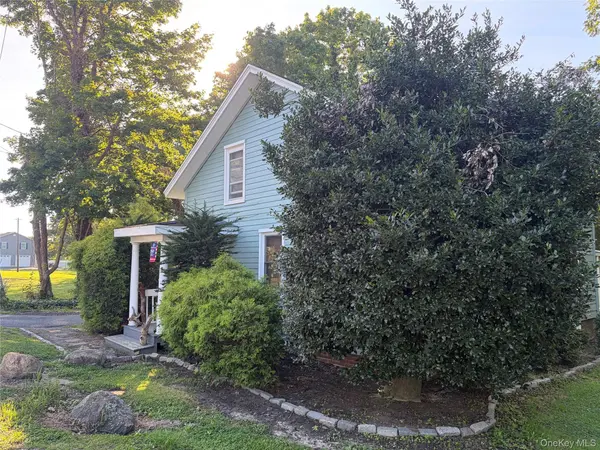 549 Main RD #B, Aquebogue, NY 11901