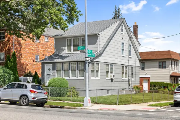 6045 69th ST, Maspeth, NY 11378