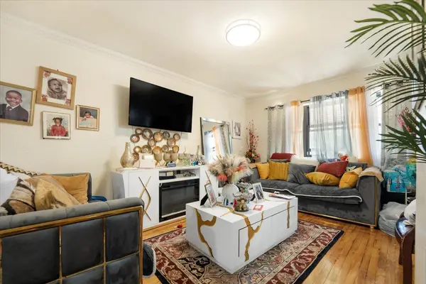 4352 Baychester AVE, Bronx, NY 10466
