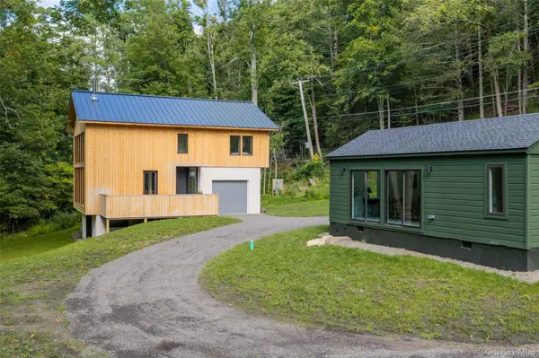 332 Mohonk RD, High Falls, NY 12440