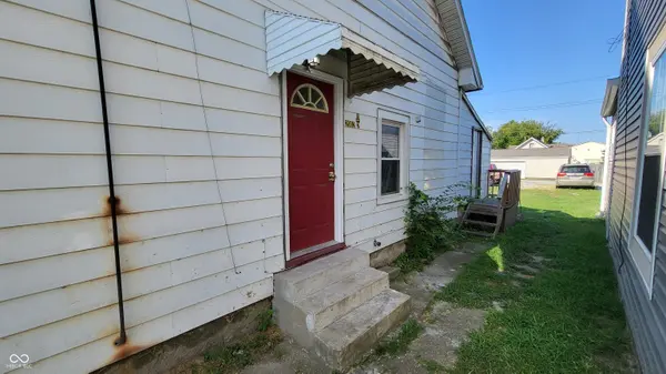 2002 1/2 Shelby ST, Indianapolis, IN 46203