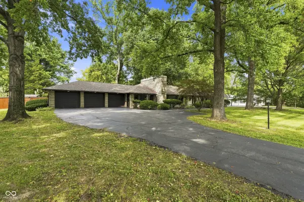 5904 Allisonville RD, Indianapolis, IN 46220