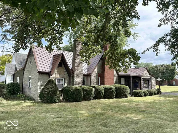 3300 S Walnut ST, Muncie, IN 47302