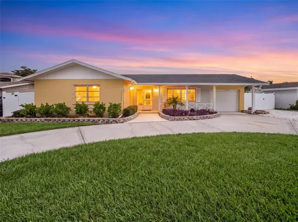4608 ARLINGTON RD, Palmetto, FL 34221