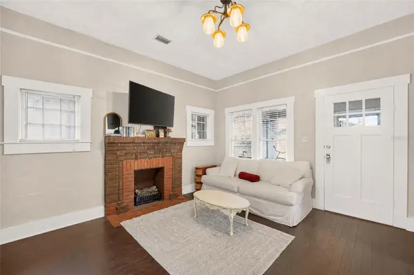 720 NW 2ND AVE, Gainesville, FL 32601