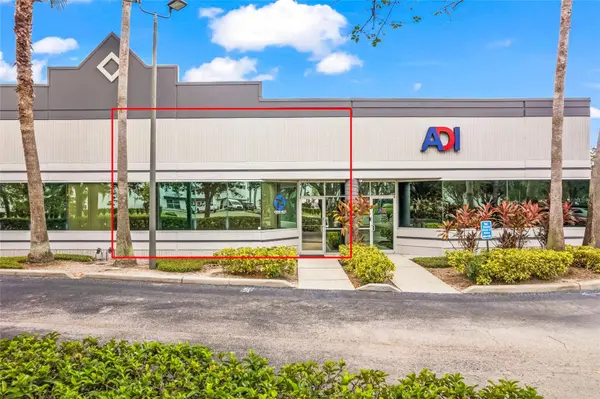 7901 KINGSPOINTE Pkwy #2, Orlando, FL 32819