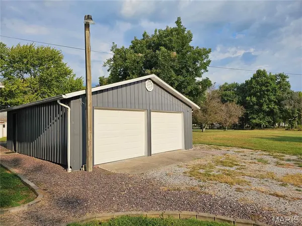 143 Taft ST, Marissa, IL 62257