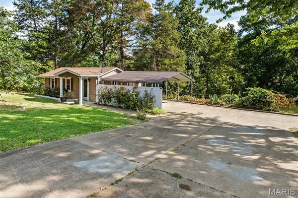 4313 Dock DR, De Soto, MO 63020