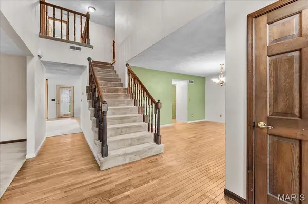 23 Barrett CT, Swansea, IL 62226