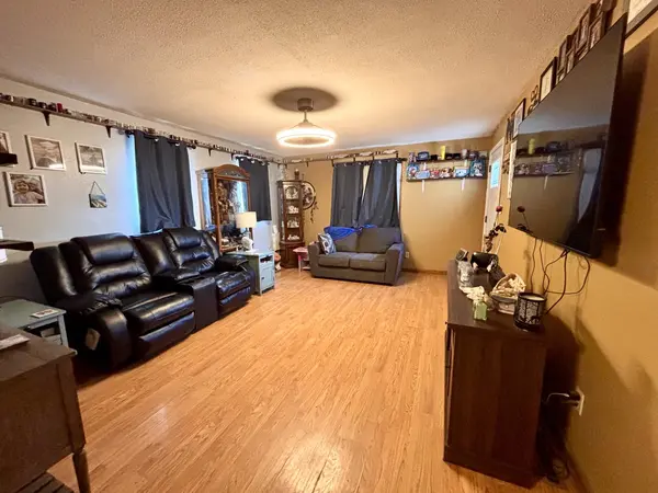 302 N Emma ST, Christopher, IL 62822