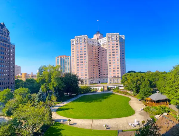 5455 N SHERIDAN RD #603, Chicago, IL 60640