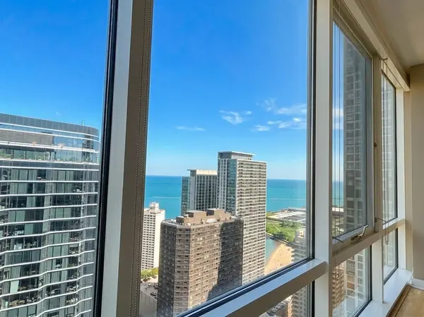 505 N McClurg CT #4506, Chicago, IL 60611