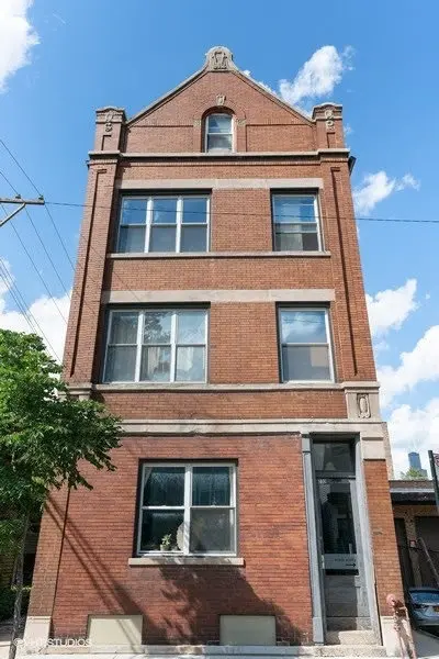 732 W 19th ST #1R, Chicago, IL 60616