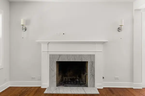 8918 Parkside AVE, Morton Grove, IL 60053