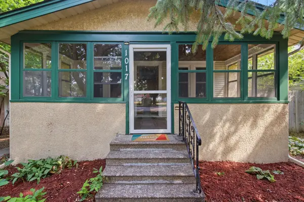 1017 Maryland AVE E, Saint Paul, MN 55106