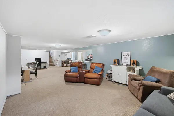 403 9th AVE SW, Wells, MN 56097