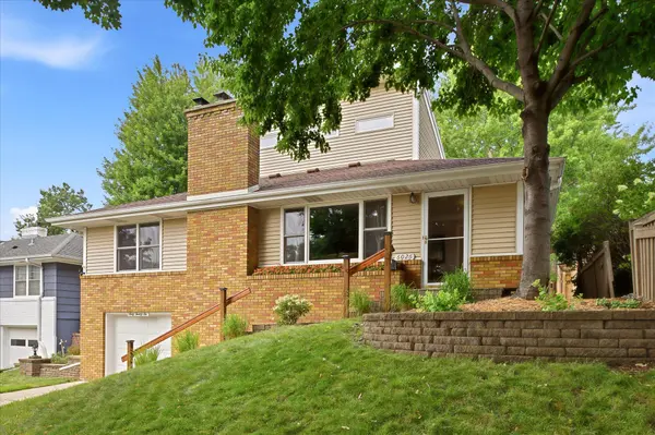 6026 James AVE S, Minneapolis, MN 55419