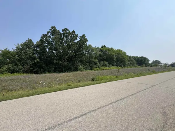COMMERCIAL DR #1, Waupaca, WI 54981