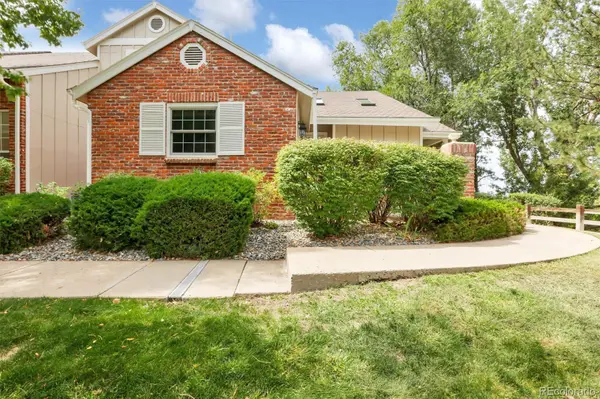 3006 W Long DR #D, Littleton, CO 80120